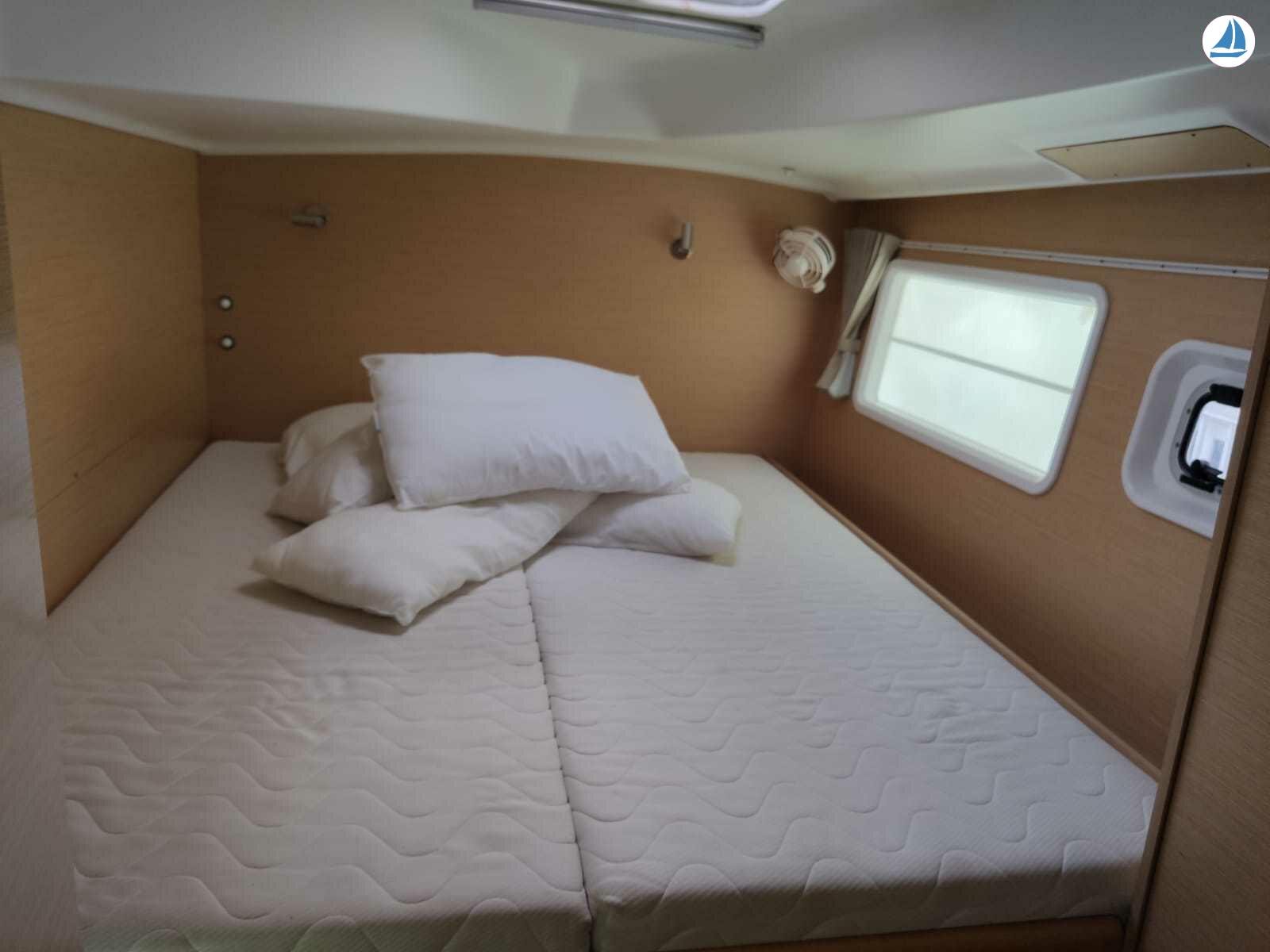 фото Lagoon 380 S2 23