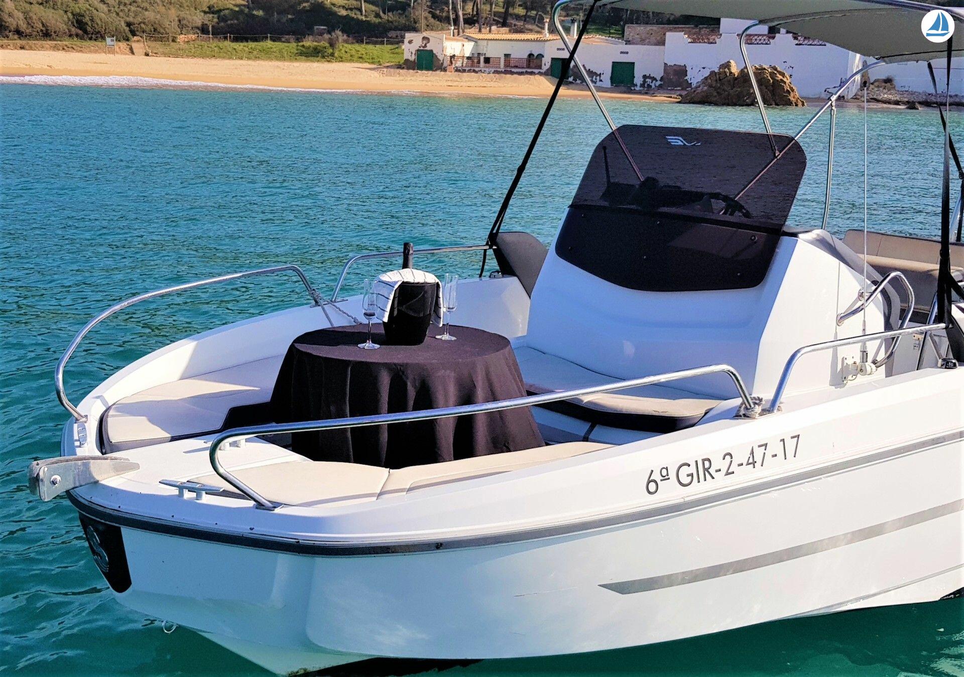 фото Beneteau Flyer 6.6 spacedeck - Llafranch 8