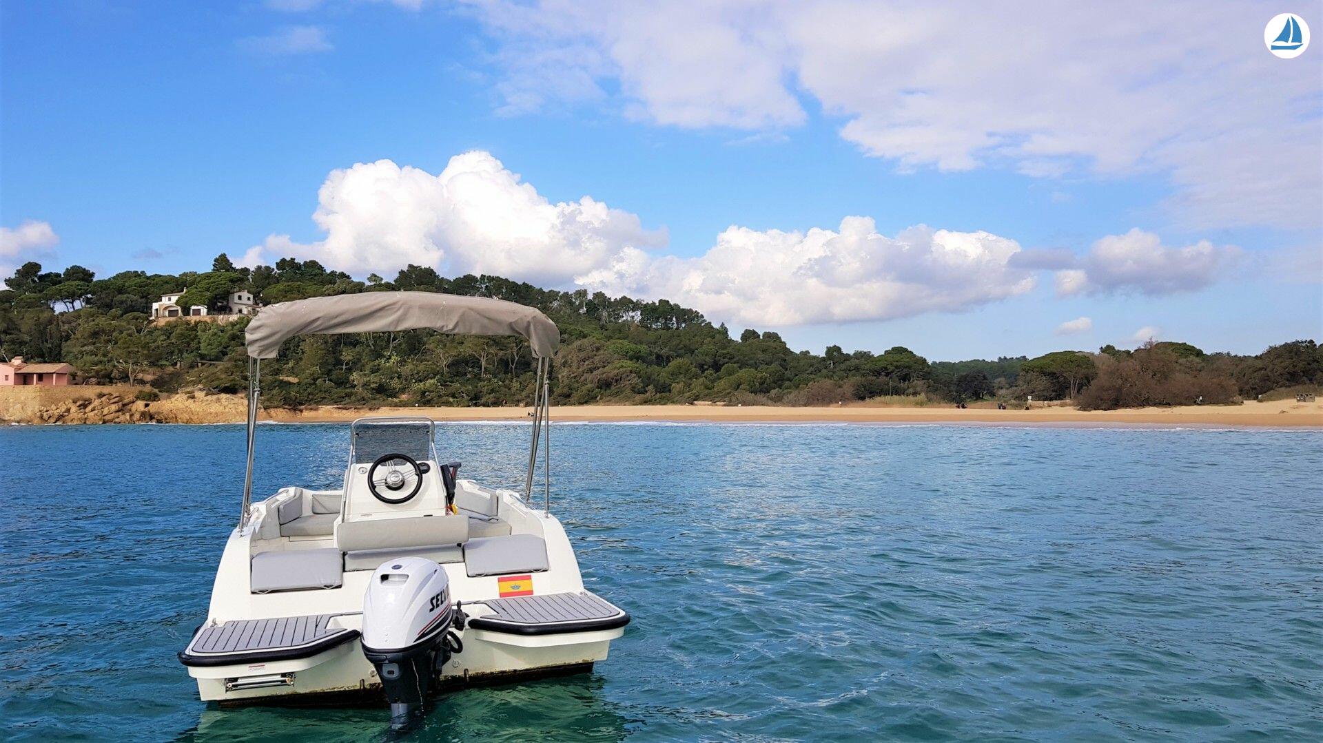 фото V2 Boats 5.0 Sport - Llafranc 2