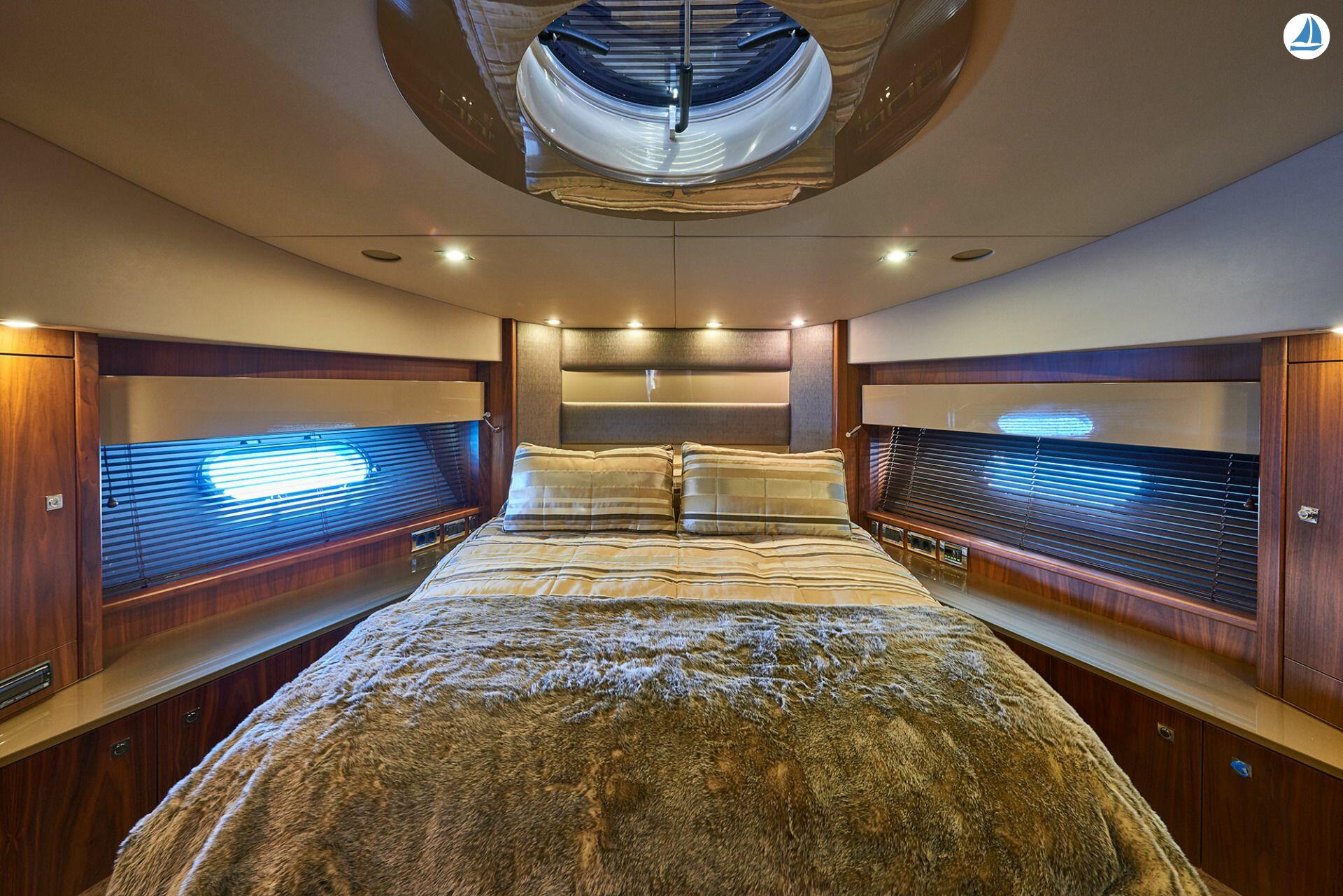 фото Sunseeker PREDATOR 74 11