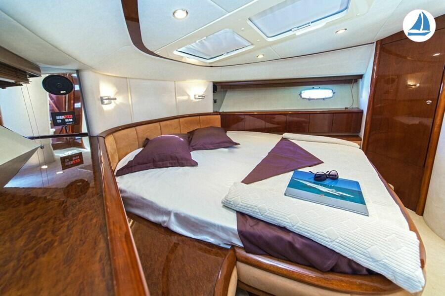 фото Fairline SQUADRON 58 5