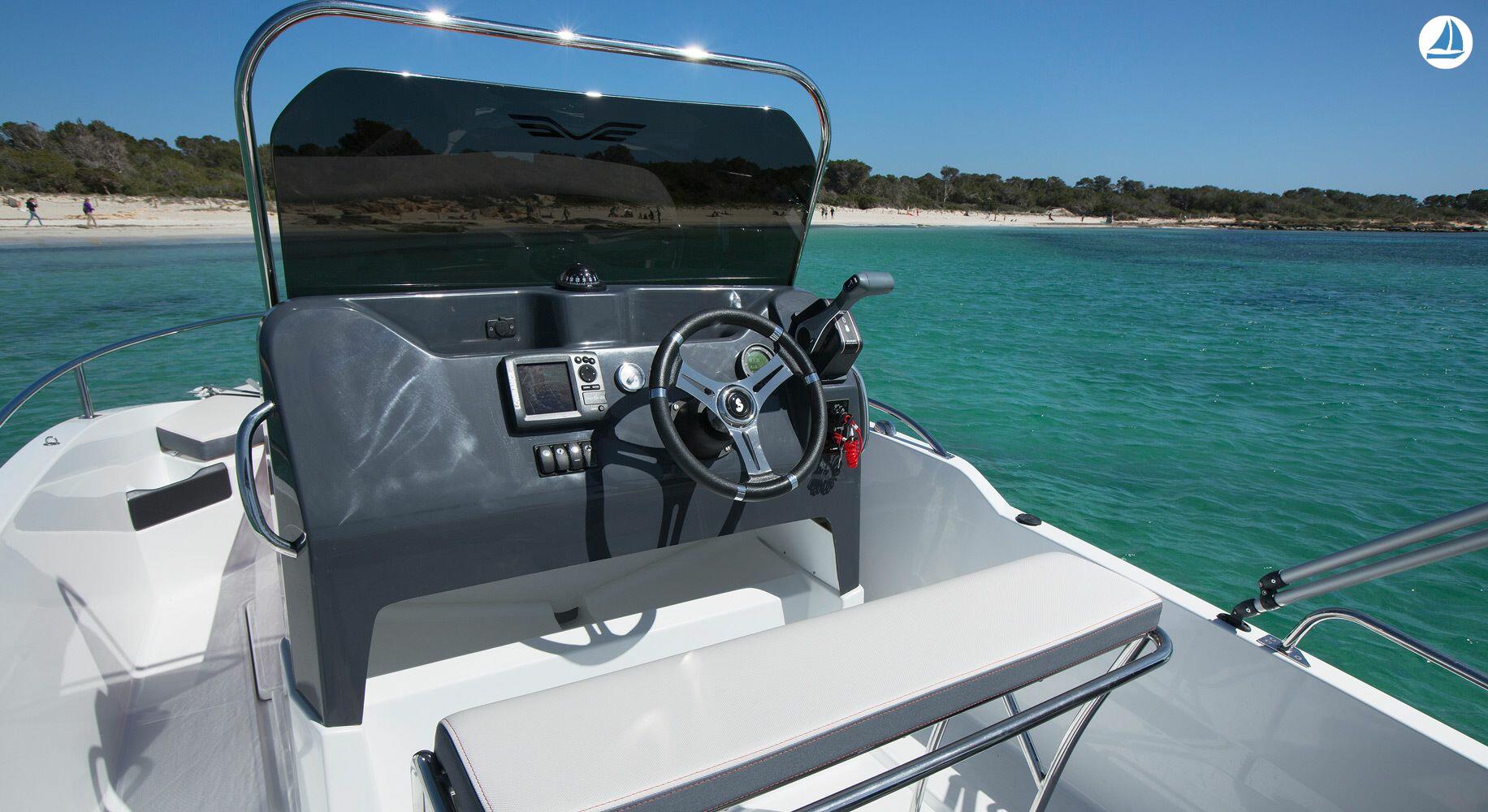 фото Beneteau 5,5 Flyer Spacedeck - Calella 2